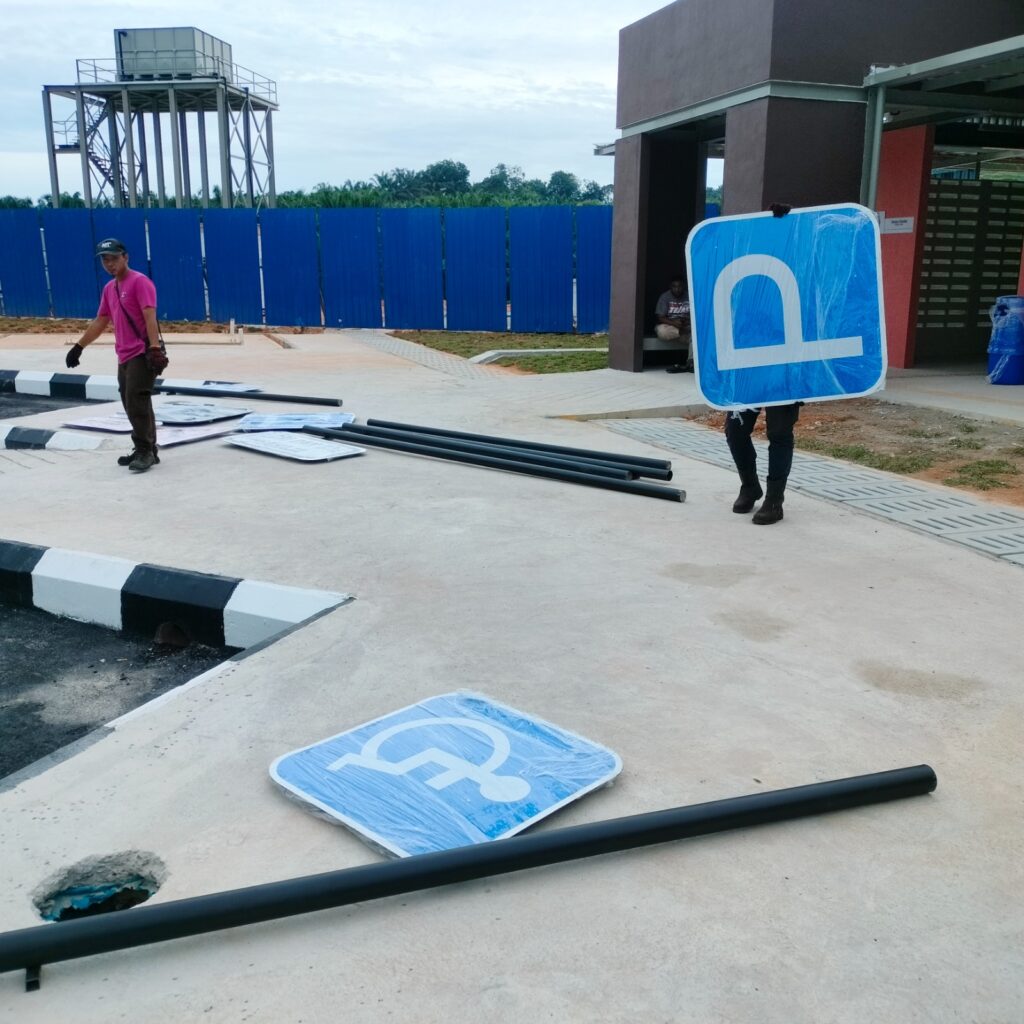 Road Sign Site Installation