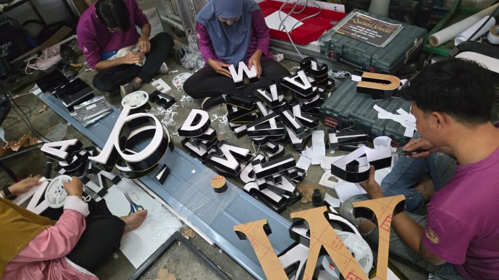 Signboard fabrication process by ZD Sign Specialist